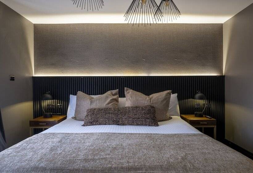 Отель Derwent Manor Boutique