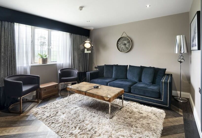 Отель Derwent Manor Boutique