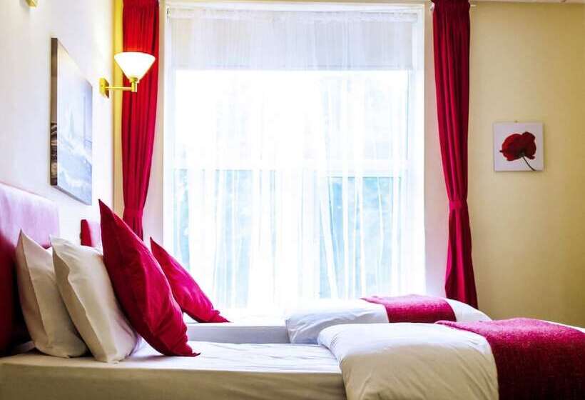 Отель Devonshire House