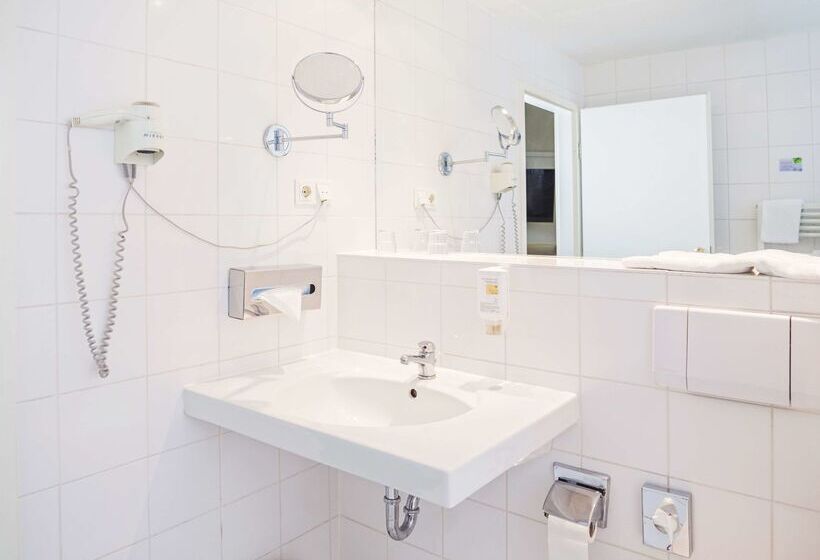 酒店 Domicil Hamburg By Golden Tulip