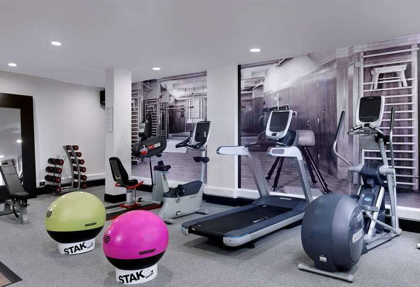 Doubletree By Hilton Hotel Nottingham Gateway