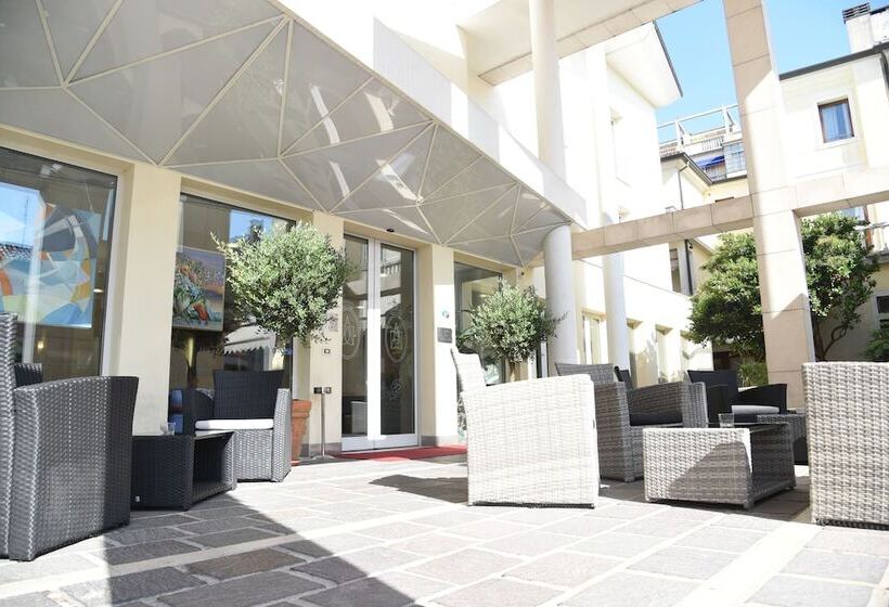 فندق Duca d'Aosta