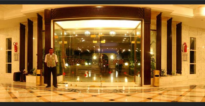 ホテル El Mouradi Palm Marina