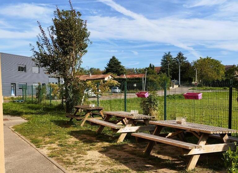 בית מלון כפרי F1 Lyon Bourgoin Jallieu