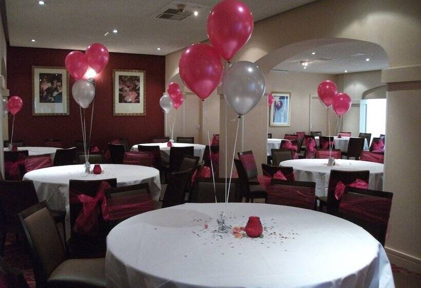 Отель The Gibside