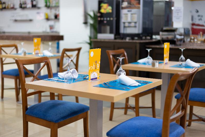 ホテル Globales Acuario