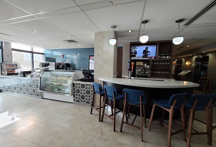 Отель Holiday Inn Miami International Airport, An Ihg