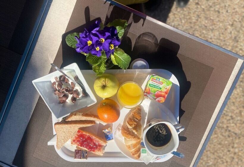 فندق Premiere Classe Montpellier Ouest   St Jean De Vedas