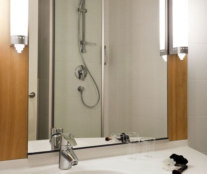 Отель Ibis Barcelona Mollet