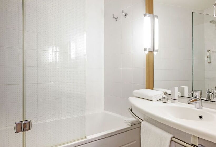 Отель Ibis Barcelona Mollet