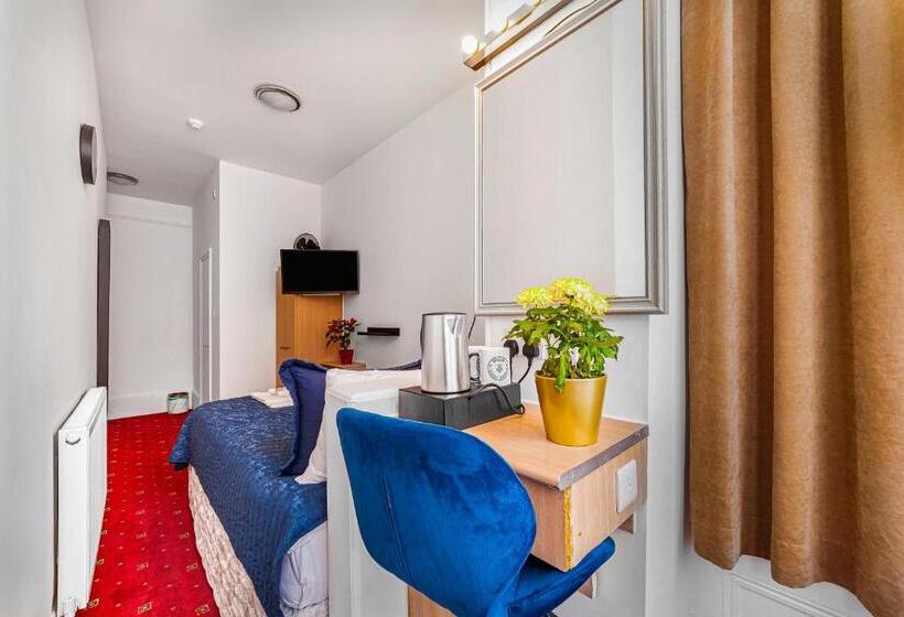 Jubilee Hotel Victoria