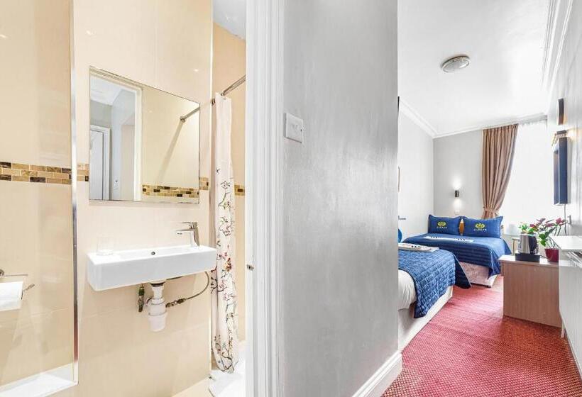 Jubilee Hotel Victoria