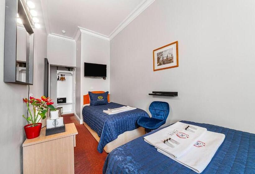 Jubilee Hotel Victoria