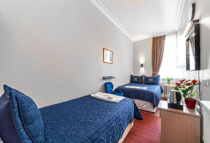 Jubilee Hotel Victoria