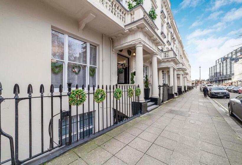 Jubilee Hotel Victoria