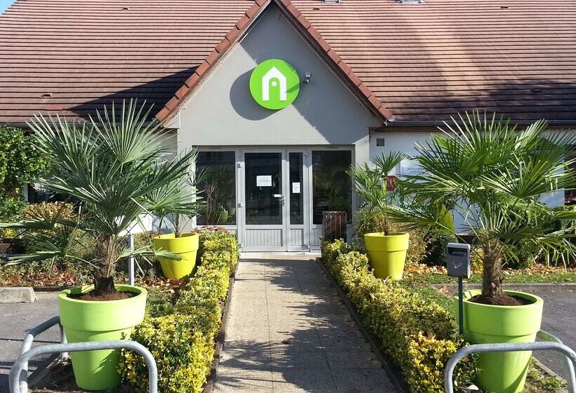 בית מלון כפרי Kyriad Chantilly Sud  Luzarches