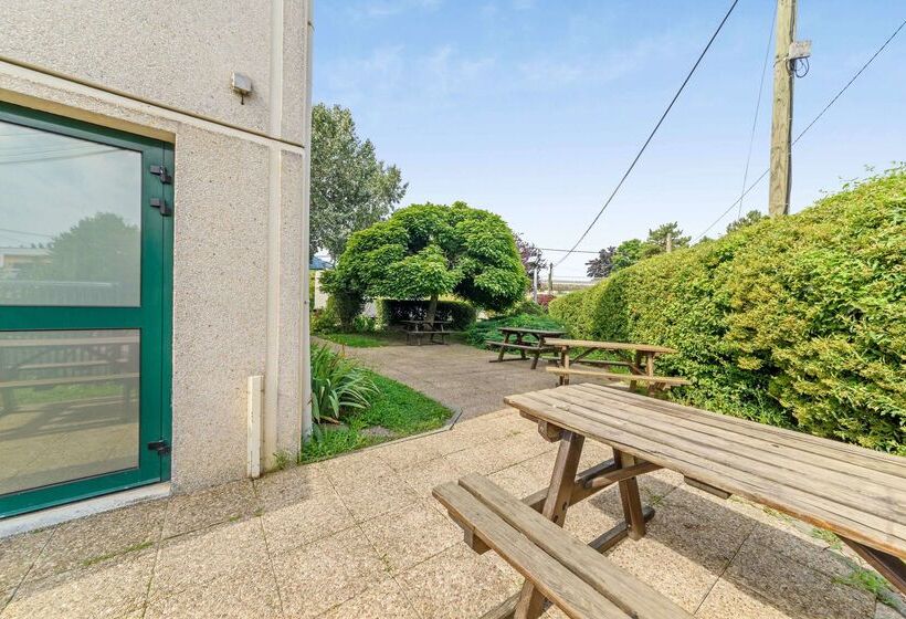 فندق Kyriad Direct Annemasse Genève