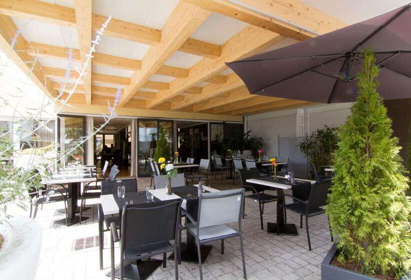 فندق Kyriad Montbeliard  Sochaux