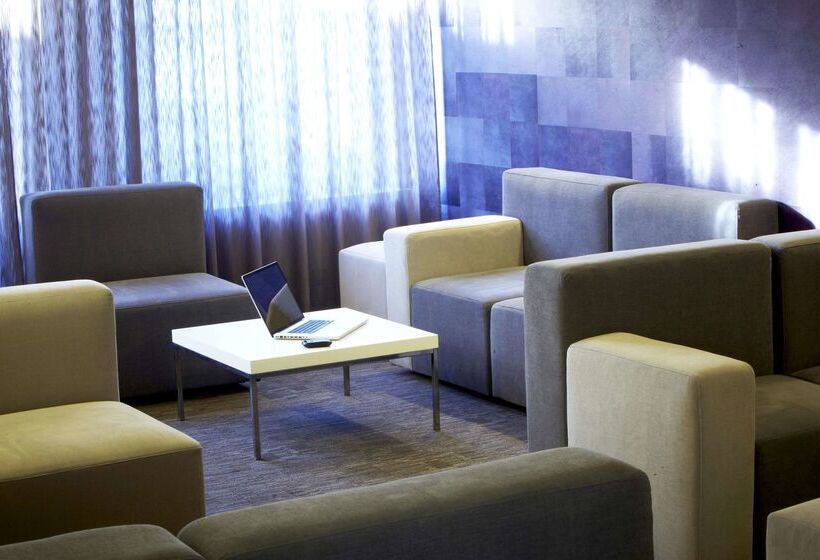 酒店 Kyriad Valence Nord Bourg Les Valence