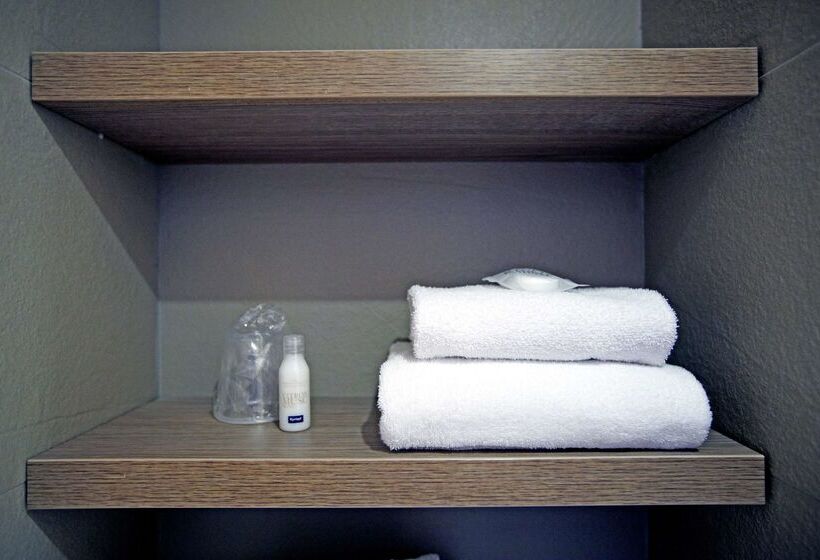 酒店 Kyriad Valence Nord Bourg Les Valence