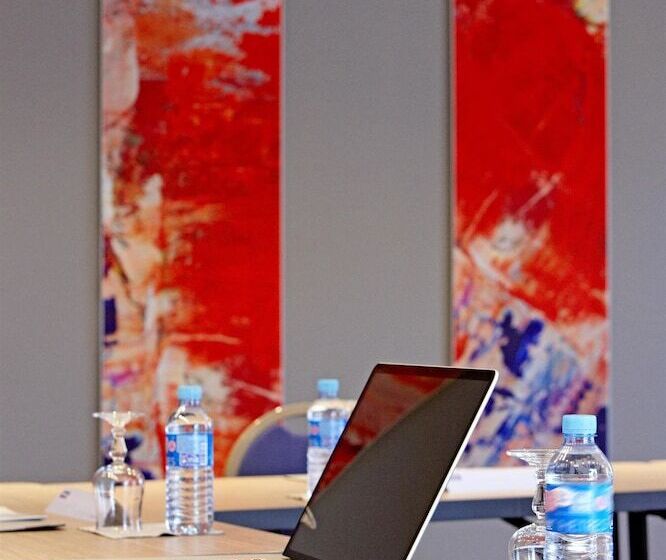 酒店 Kyriad Valence Nord Bourg Les Valence