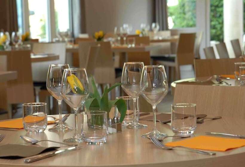 酒店 Kyriad Valence Nord Bourg Les Valence