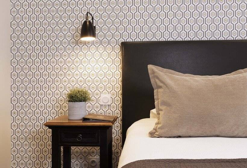 Отель Le Fer A Cheval