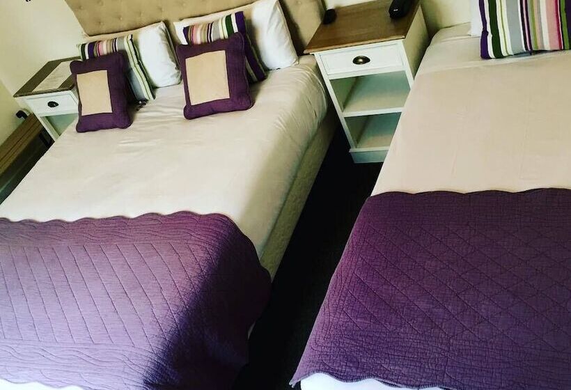 فندق Logis Hôtel Louise De Savoie