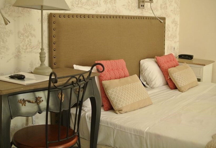 فندق Logis Hôtel Louise De Savoie