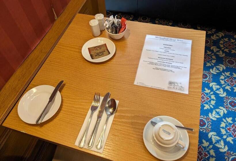 فندق Maitlandfield House