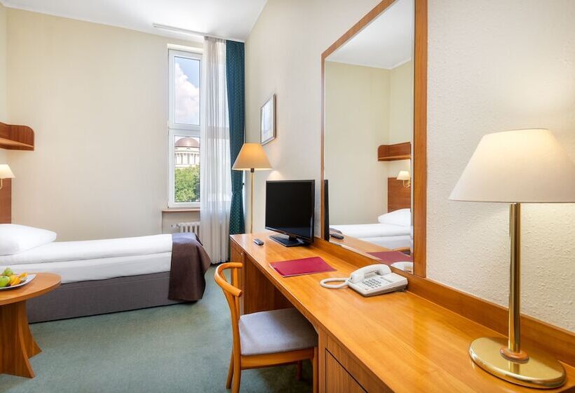 ホテル Millennium