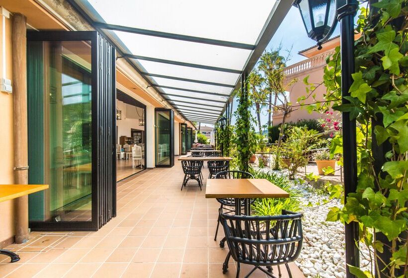 Mon Port Hotel & Spa