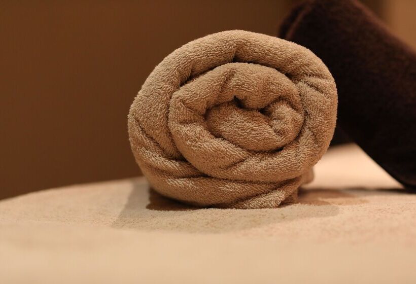 Mon Port Hotel & Spa