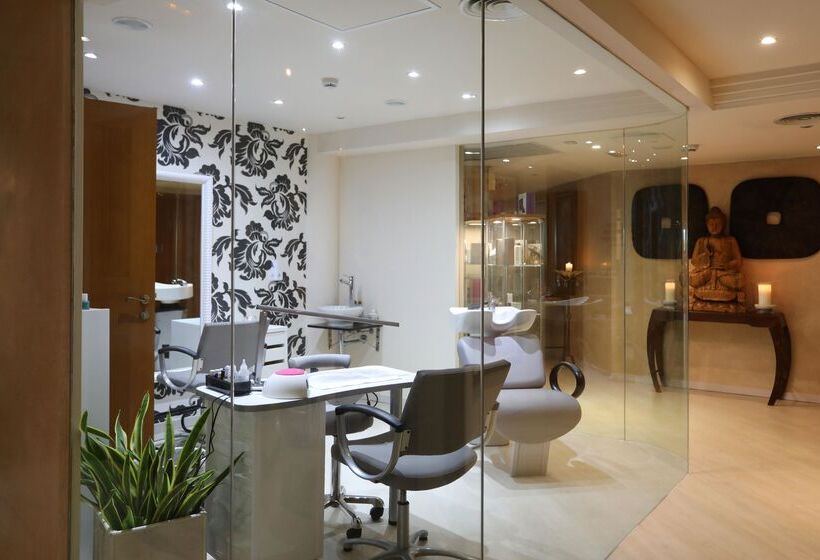 Mon Port Hotel & Spa