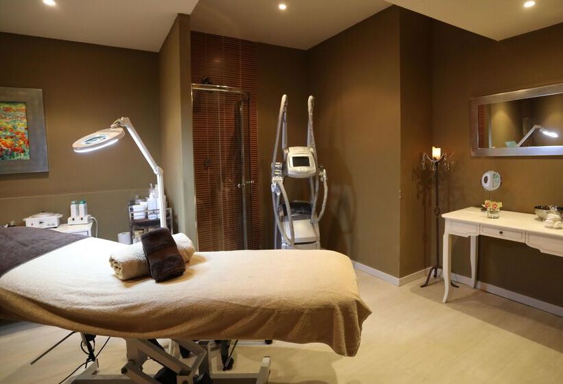 Mon Port Hotel & Spa