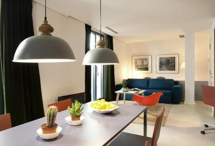 Отель Neri – Relais & Chateaux