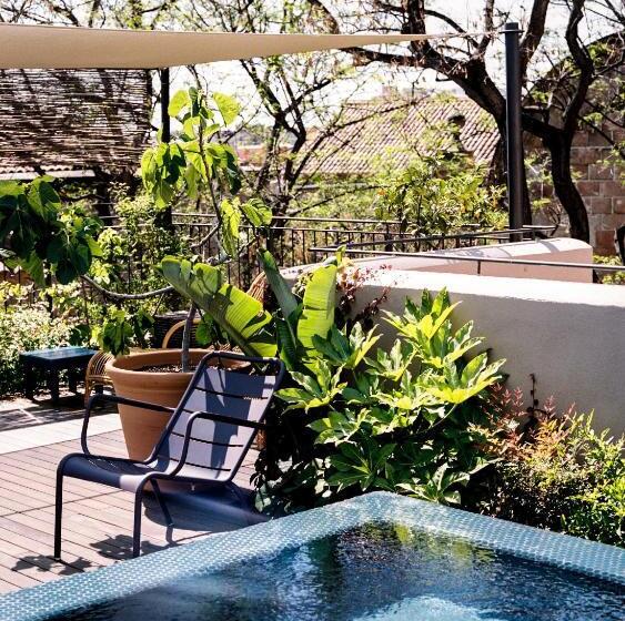 Отель Neri – Relais & Chateaux