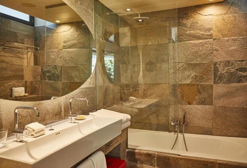 Отель Neri – Relais & Chateaux