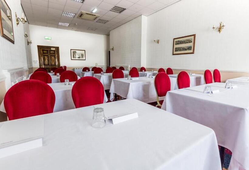 Отель North Stafford