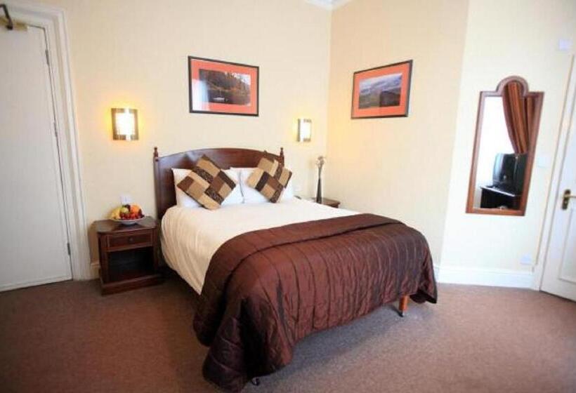 Отель North Stafford