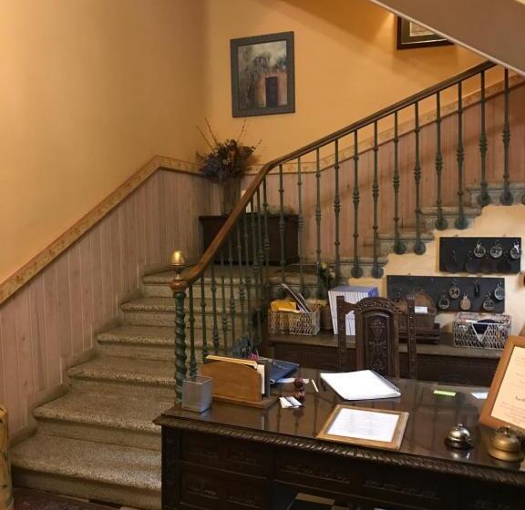 فندق Palacio De Libardon