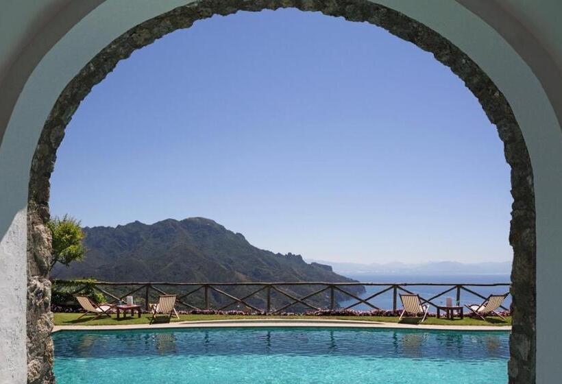 ホテル Palazzo Avino