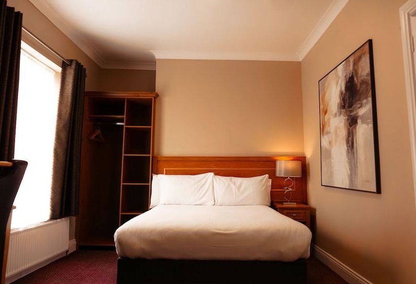 בית מלון כפרי Phoenix Park