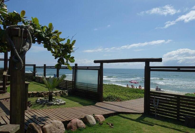 فندق Pousada La Luna   Frente Mar