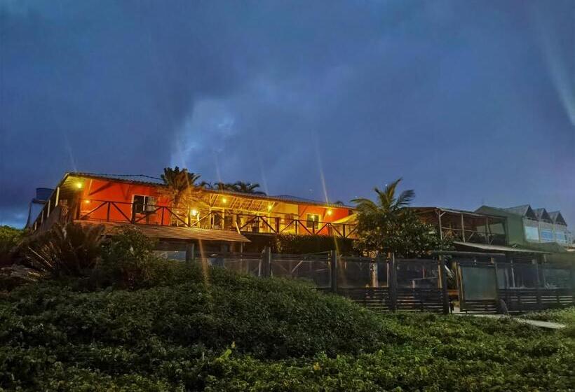 فندق Pousada La Luna   Frente Mar