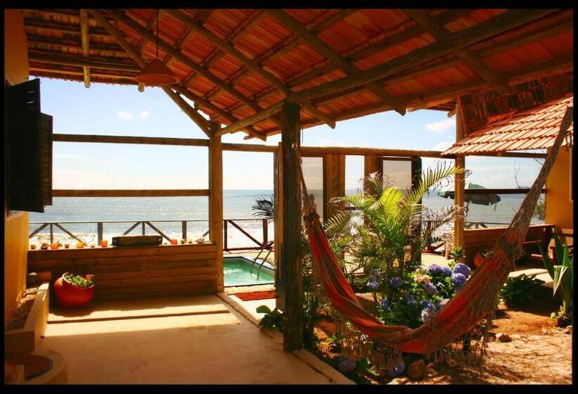 فندق Pousada La Luna   Frente Mar