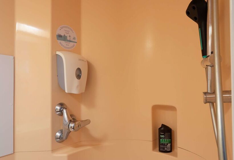 酒店 Premiere Classe Avignon Parc Des Expositions