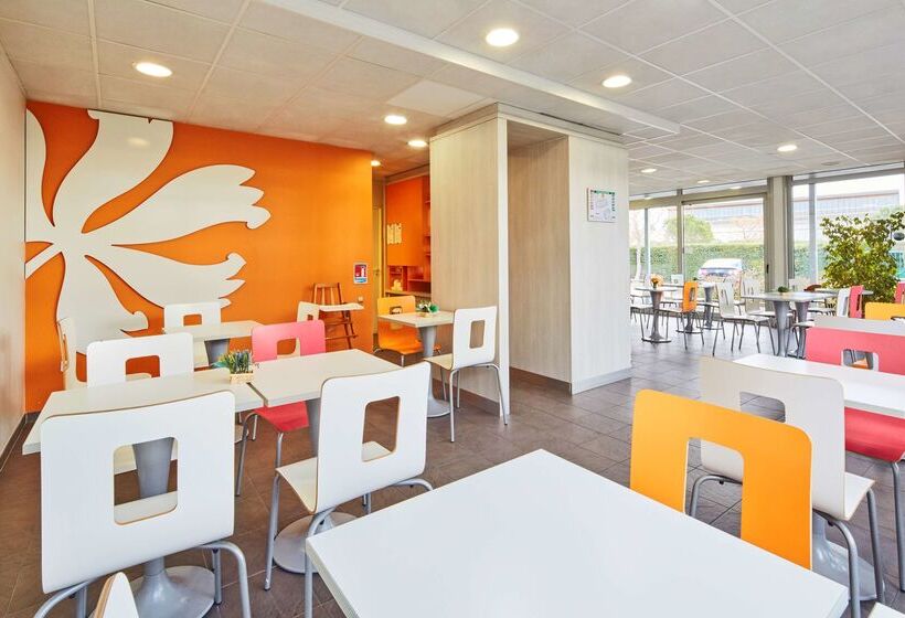 酒店 Premiere Classe Avignon Parc Des Expositions