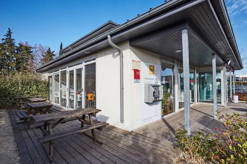 Отель Premiere Classe Avignon Parc Des Expositions