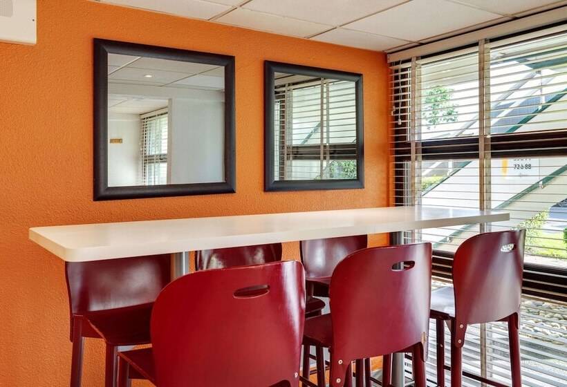 בית מלון כפרי Premiere Classe Bethune  Fouquieres Les Bethunes